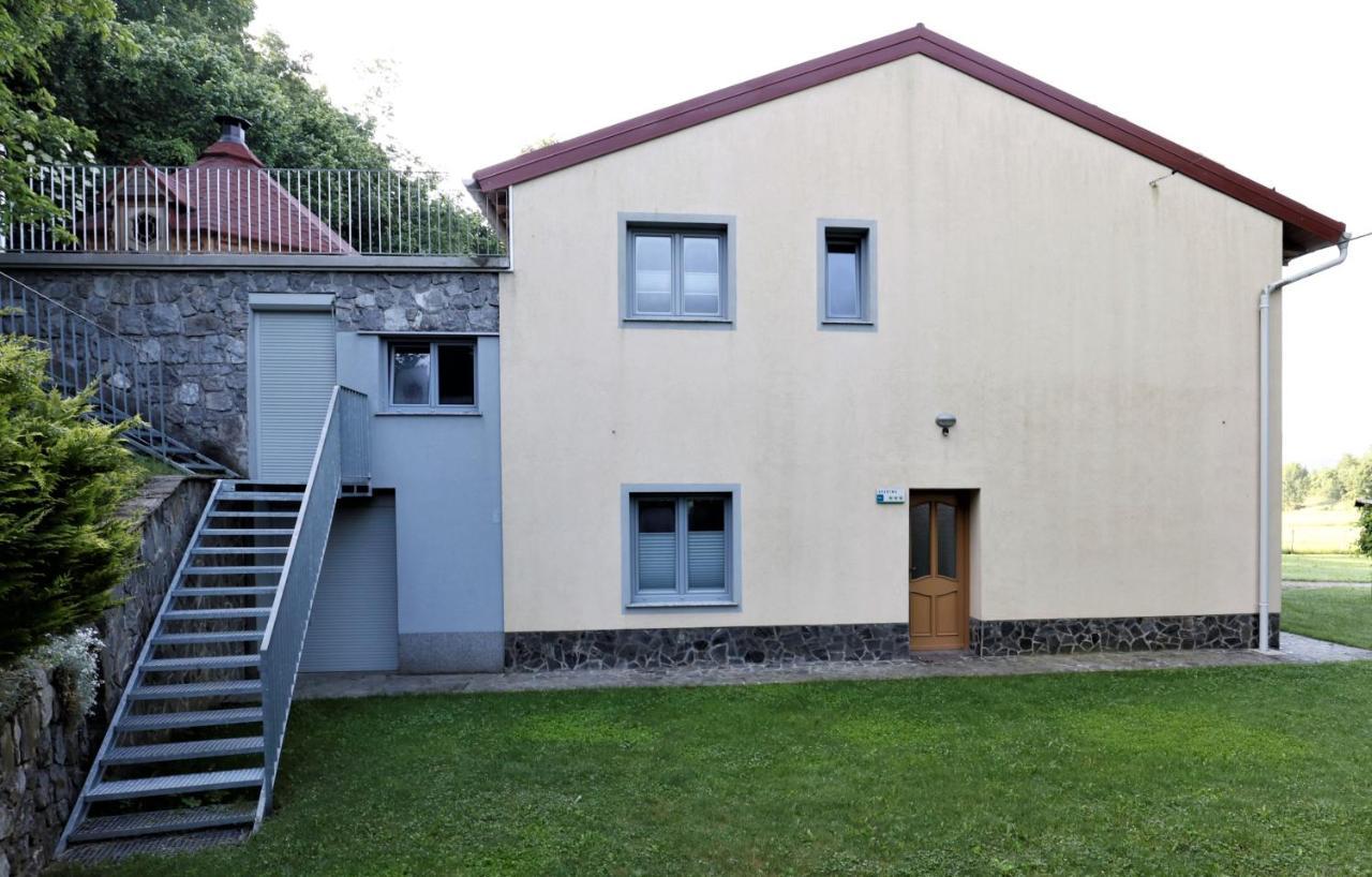 Guesthouse Idila Pod Nanosom Senozece Exteriér fotografie