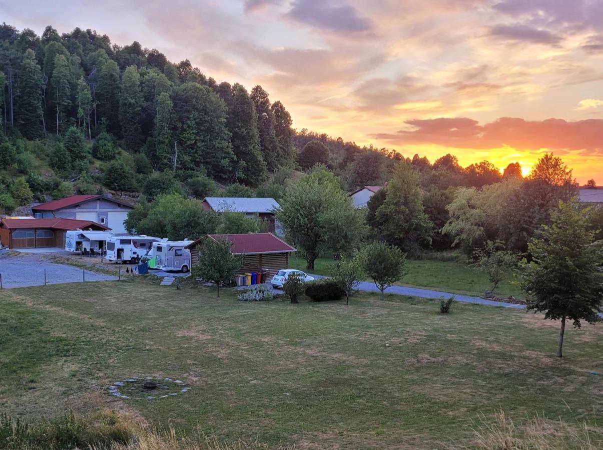 Guesthouse Idila Pod Nanosom Senozece Exteriér fotografie