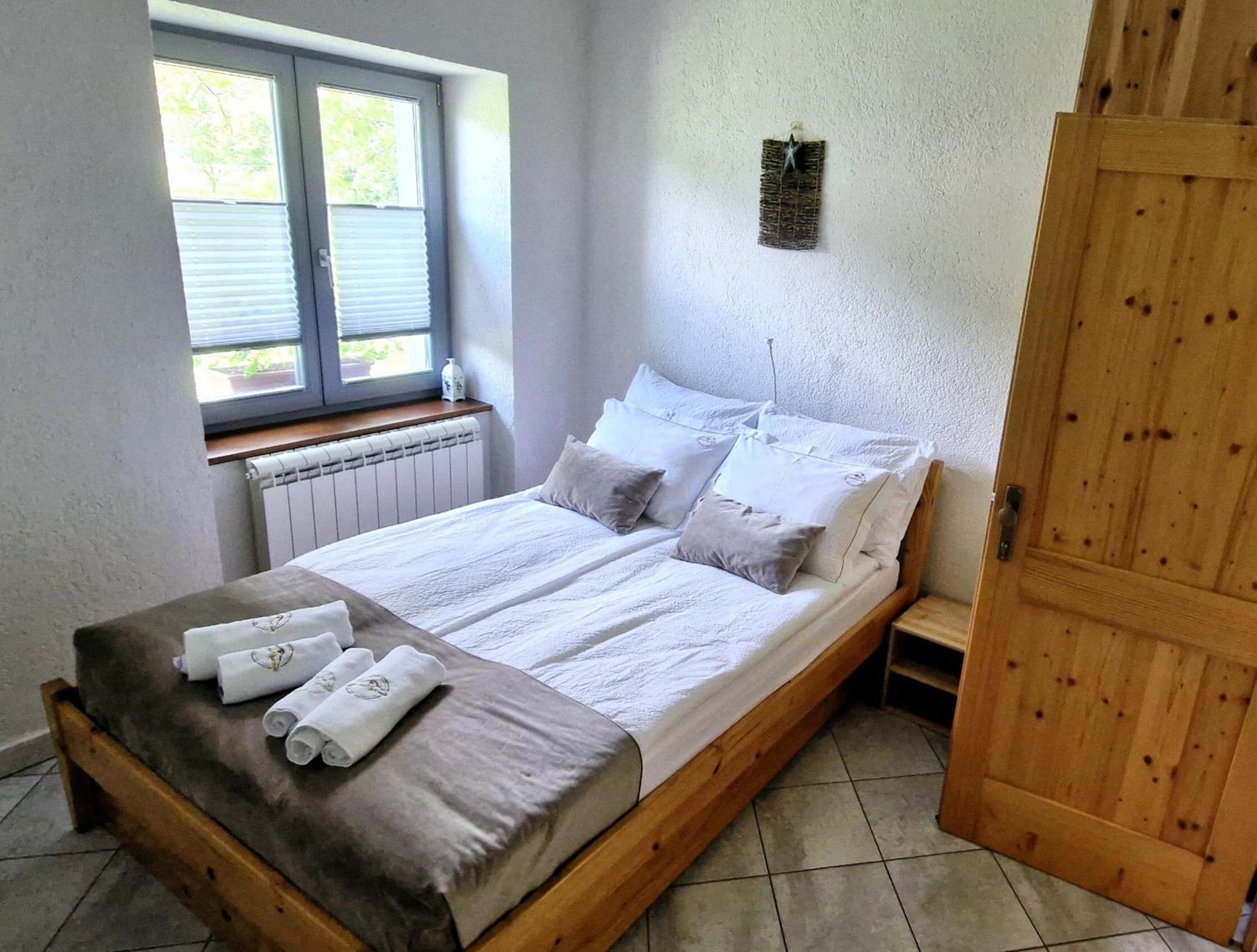 Guesthouse Idila Pod Nanosom Senozece Exteriér fotografie