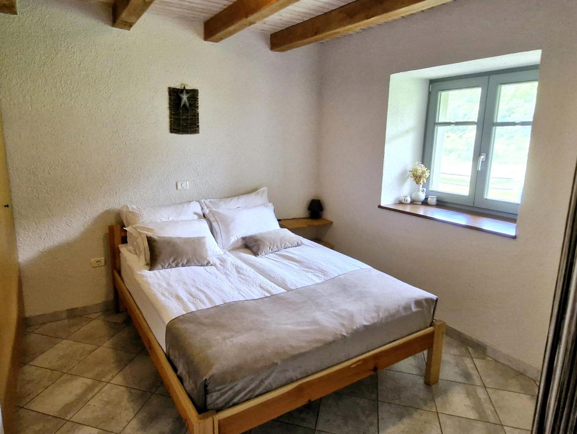 Guesthouse Idila Pod Nanosom Senozece Exteriér fotografie